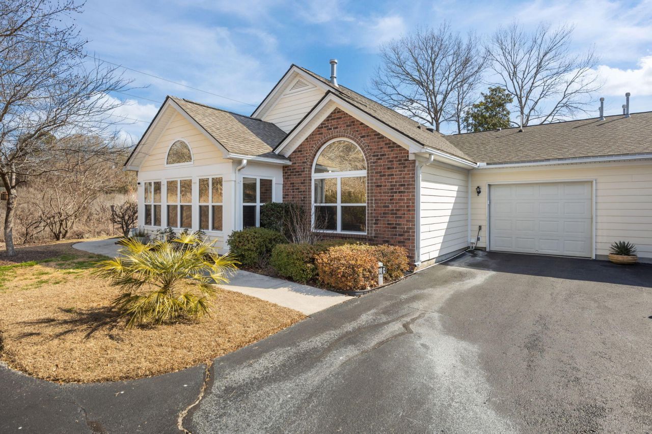 110 Ashley Villa Circle Photo 2