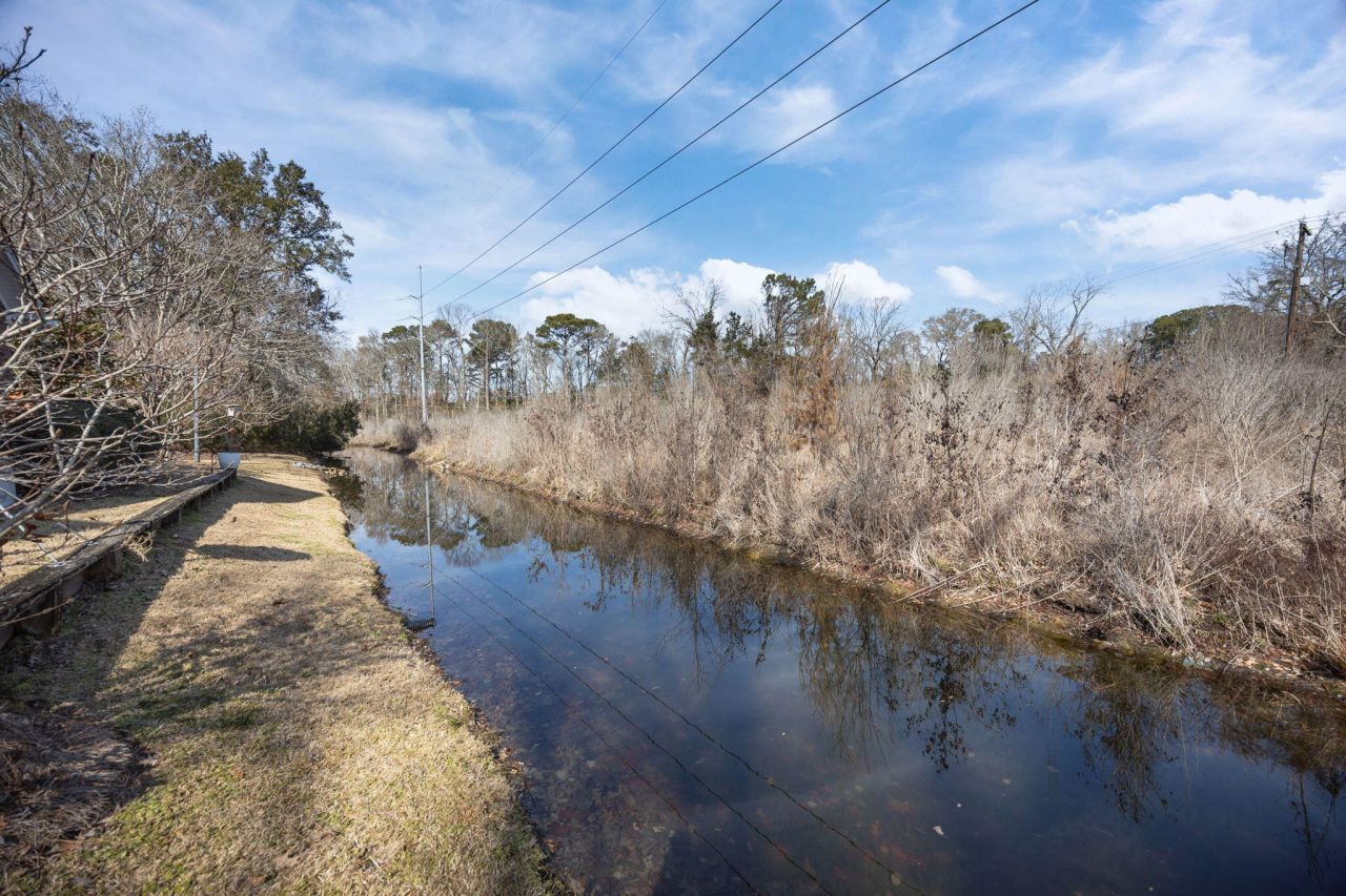 110 Ashley Villa Circle Photo 25
