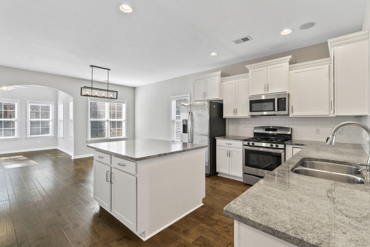 3243 Arrow Arum Drive Photo 10