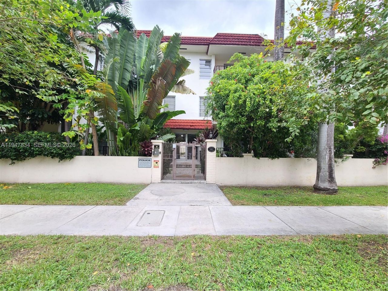 1821 Jefferson Ave , Unit 206, Miami Beach, FL 33139 Photo