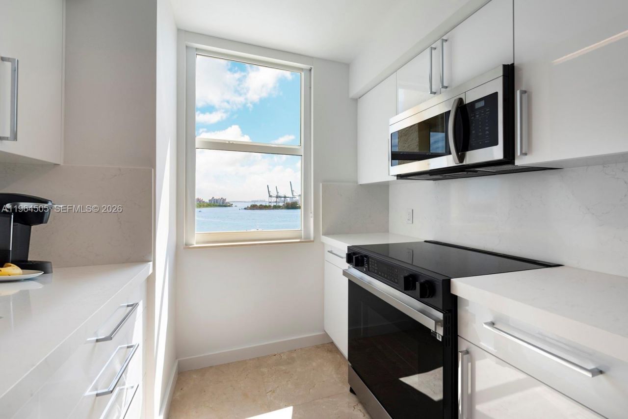 90 Alton Rd, Unit 902, Miami Beach, FL 33139 Photo