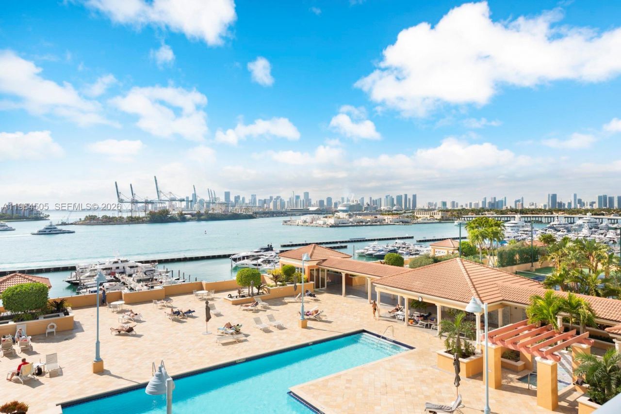 90 Alton Rd, Unit 902, Miami Beach, FL 33139 Photo
