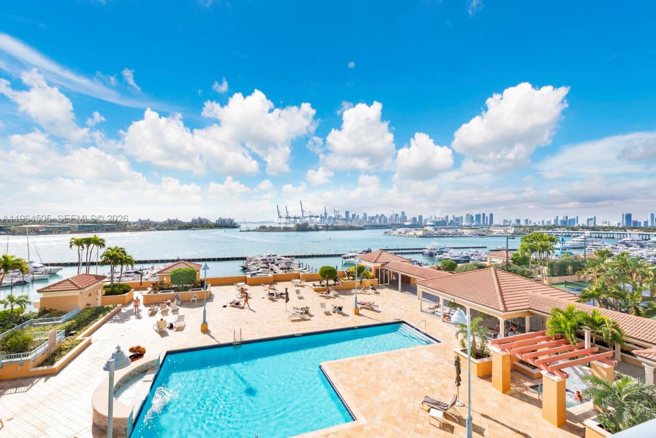 90 Alton Rd, Unit 902, Miami Beach, FL 33139 Photo