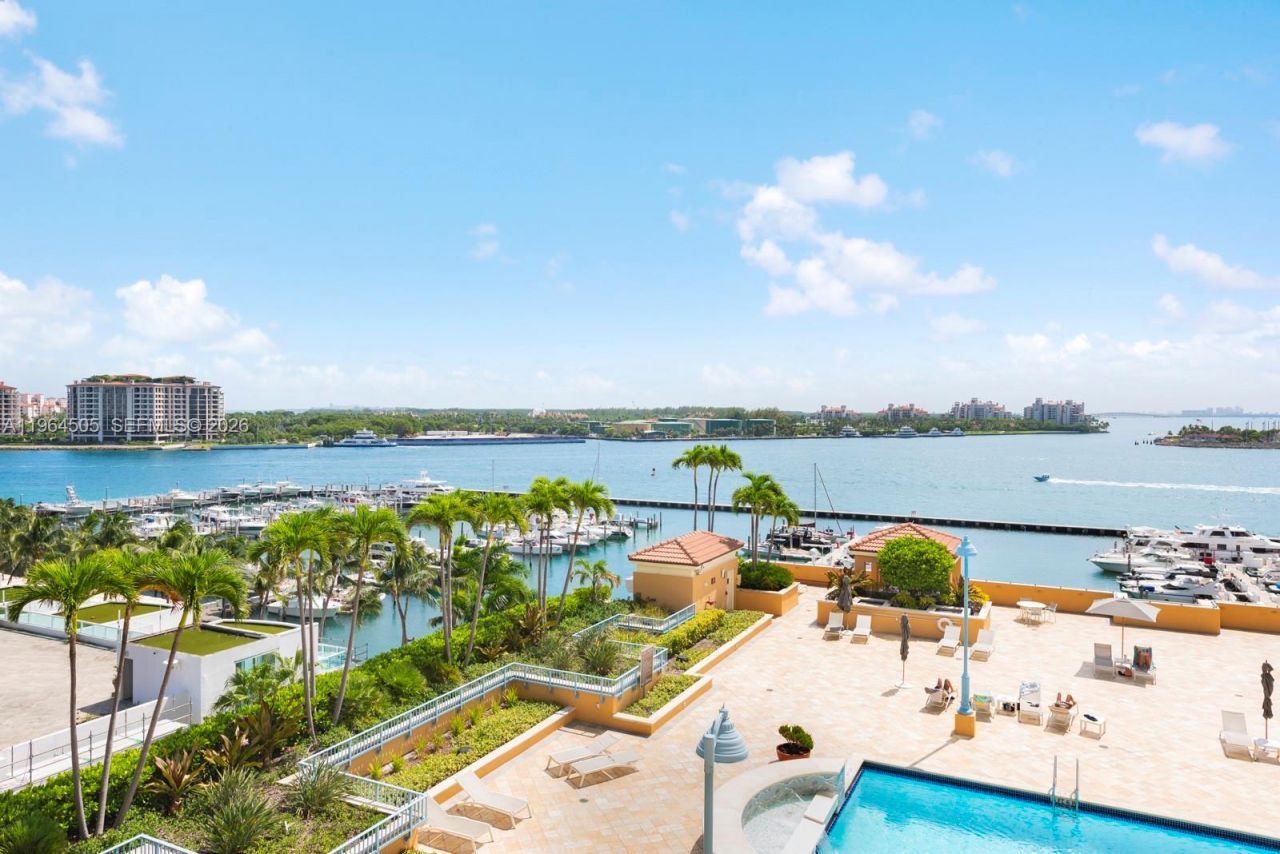 90 Alton Rd, Unit 902, Miami Beach, FL 33139 Photo