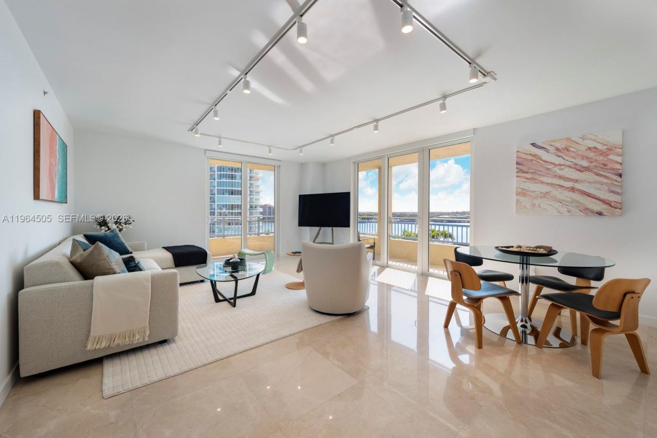90 Alton Rd, Unit 902, Miami Beach, FL 33139 Photo