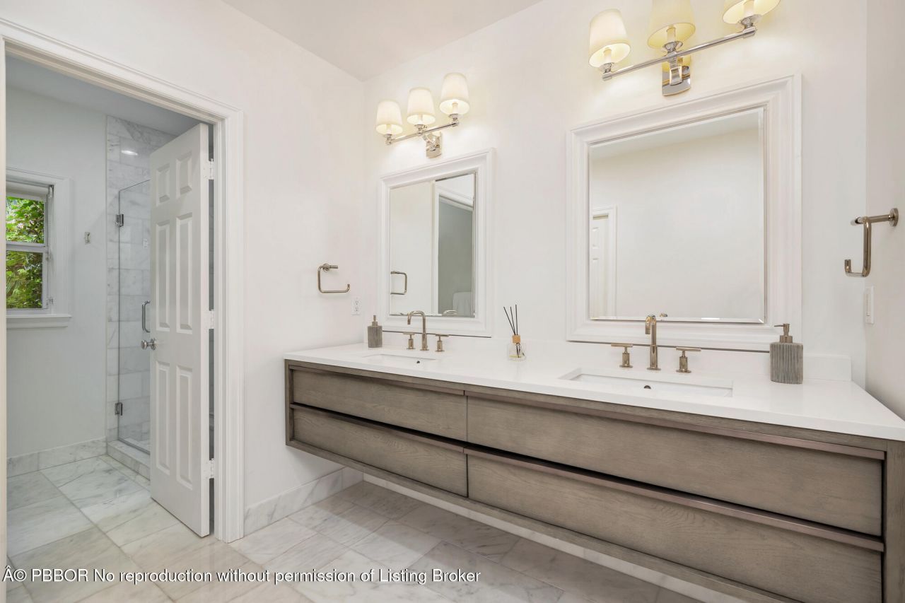 230 Osceola Way, Palm Beach, FL 33480 Photo