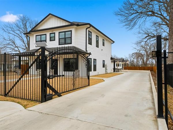 3008 S 3rd Street , Waco, TX 76706