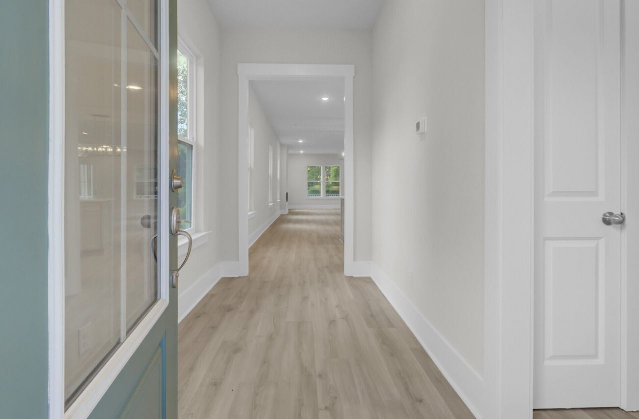 615 Du Bois Drive Photo 7