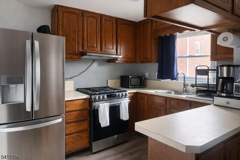 296 Esplanade Unit 27, Hackensack, NJ 07601 Main Photo