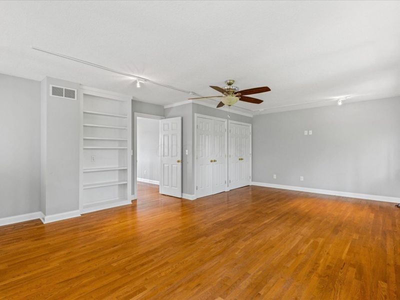 962 Augusta Glen Drive, Columbus, OH 43235 Photo 12