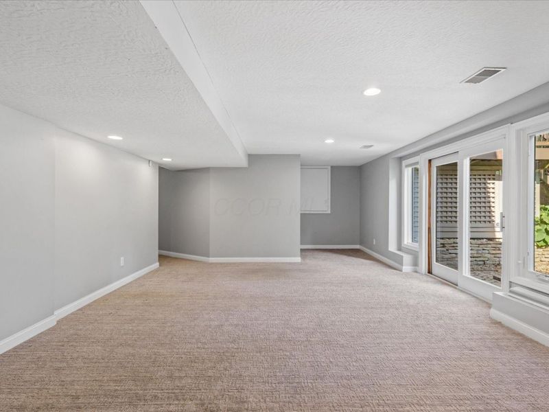 962 Augusta Glen Drive, Columbus, OH 43235 Photo 23