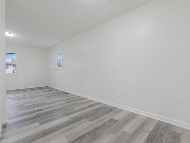 3860 Evanston Road, Columbus, OH 43232 Photo 10