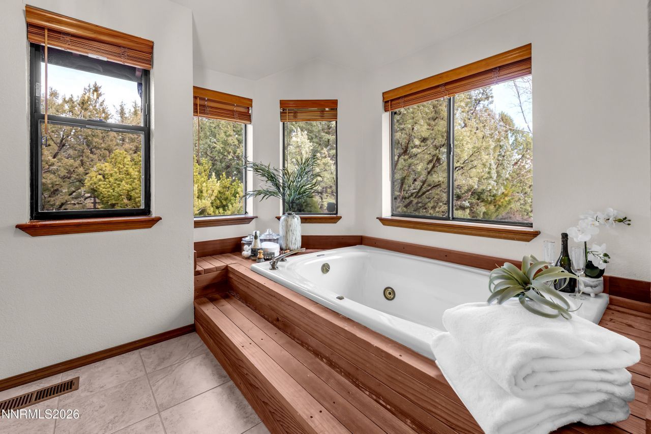 4055 Plateau Road, Reno, NV 89519 Photo