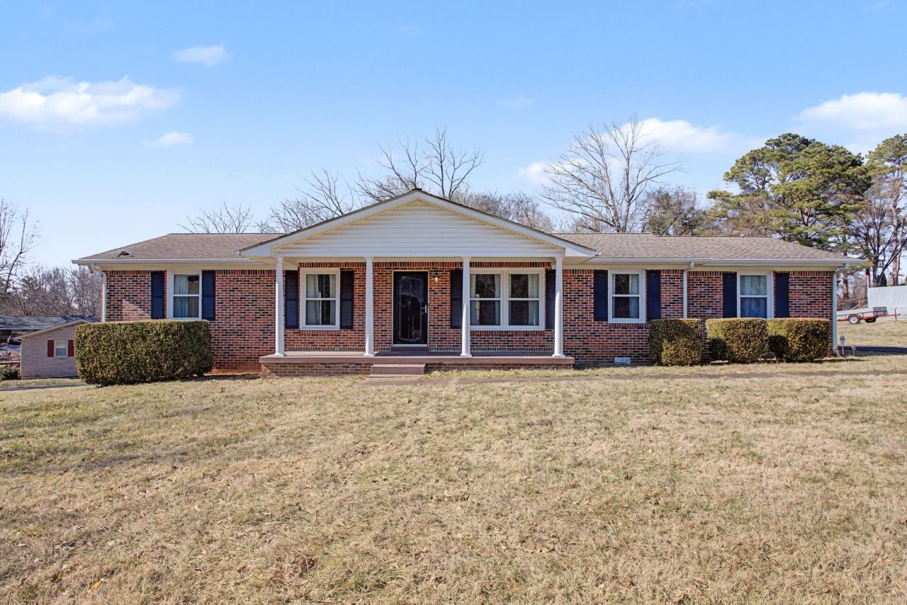 605 Crestland Dr, Columbia, TN 38401 Main Photo