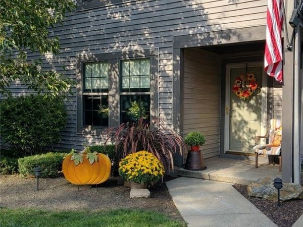 4032 Saint Andrews Court, Unit 1, Canfield, OH 44406