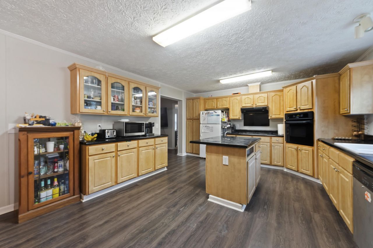 165 Infinity Drive Photo 15