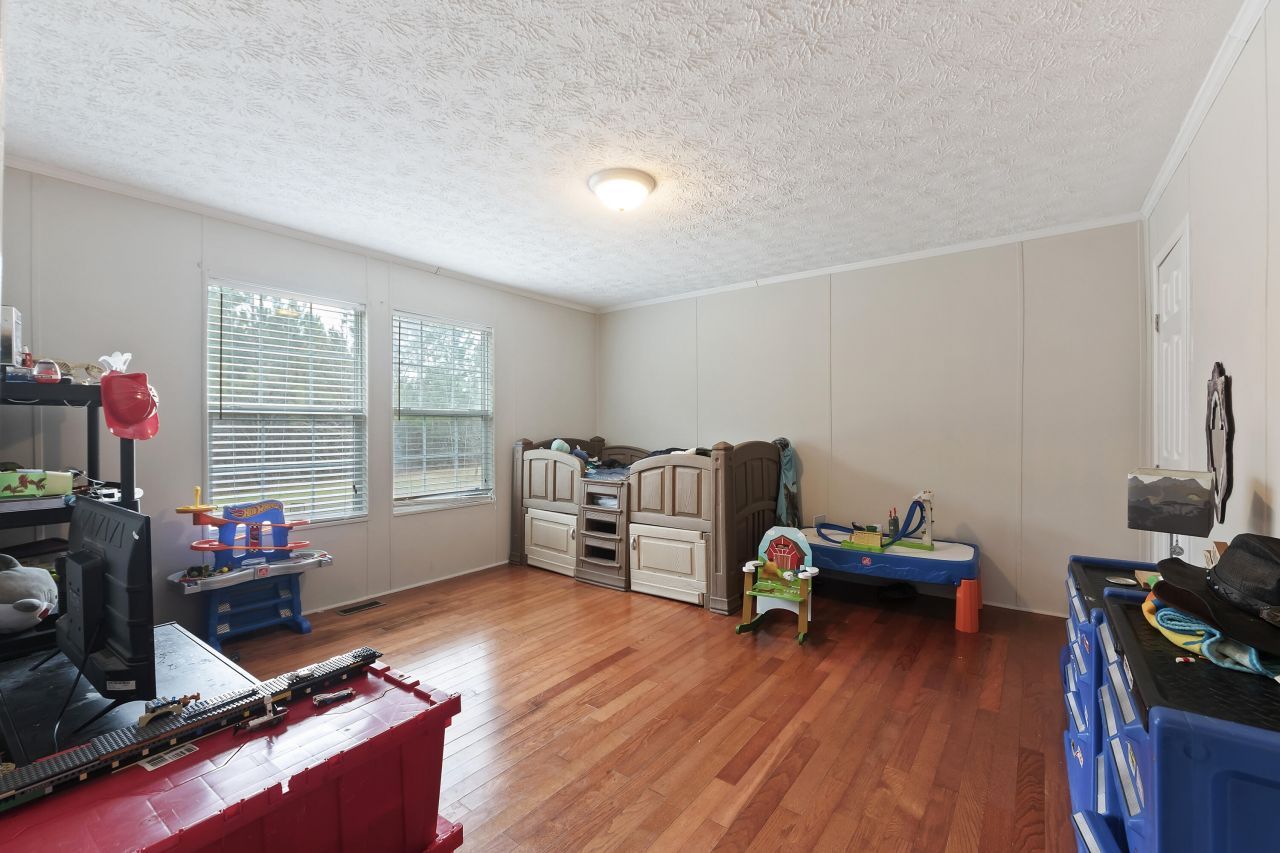 165 Infinity Drive Photo 16