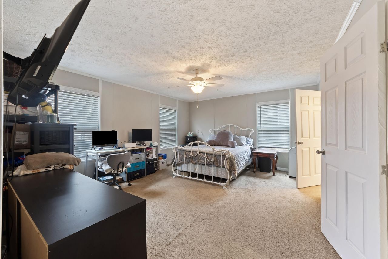 165 Infinity Drive Photo 19