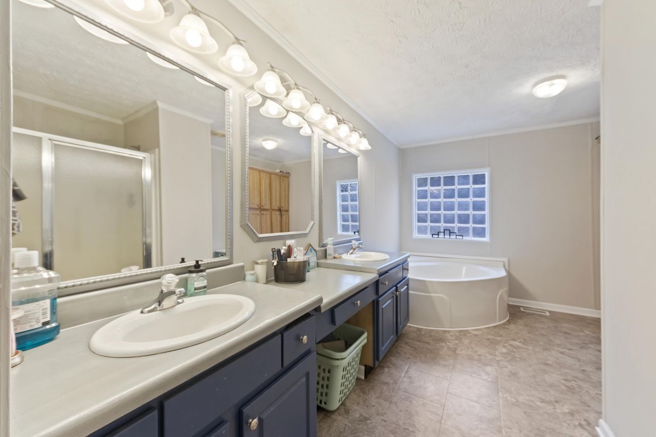 165 Infinity Drive Photo 20