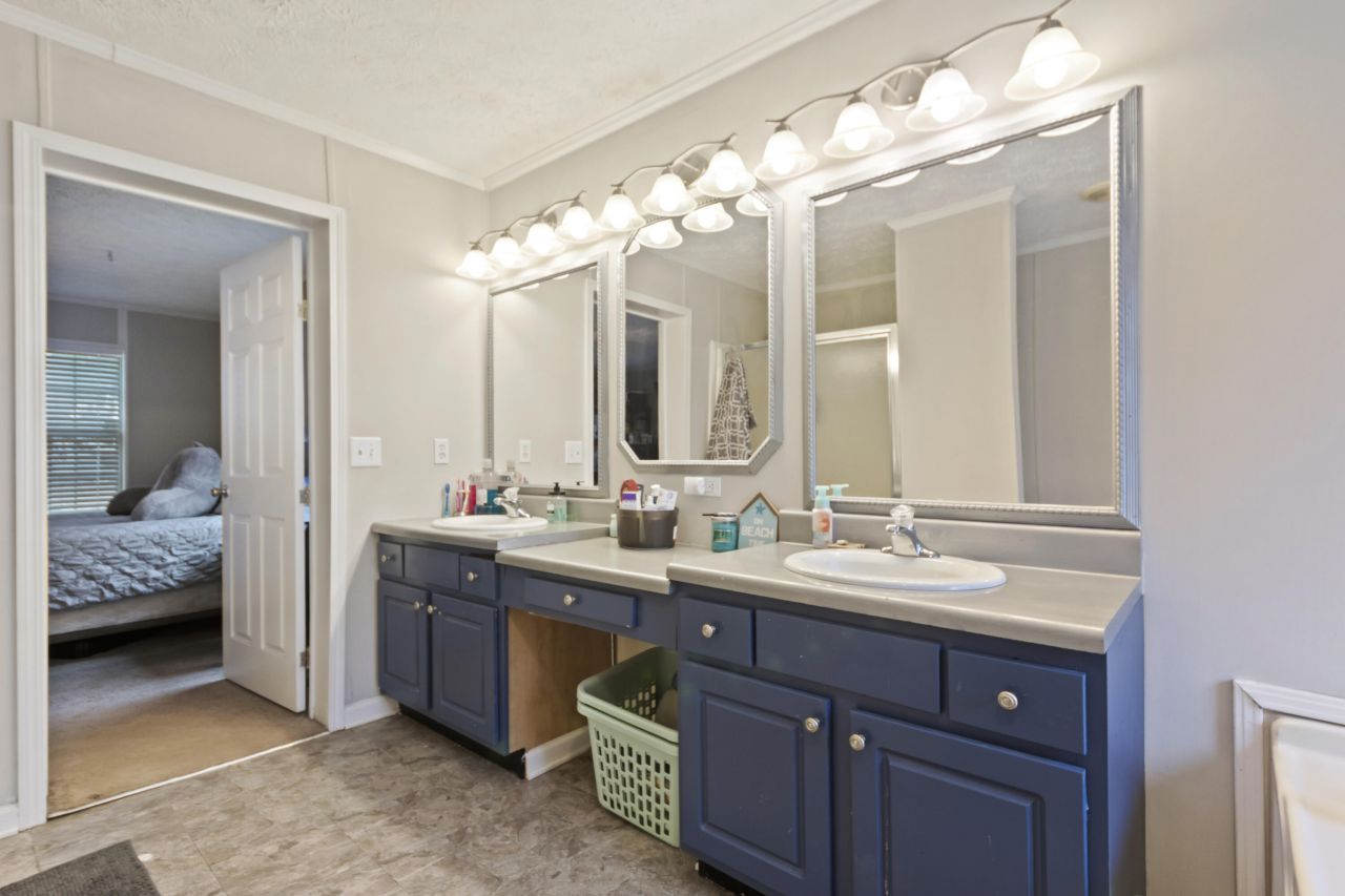 165 Infinity Drive Photo 21