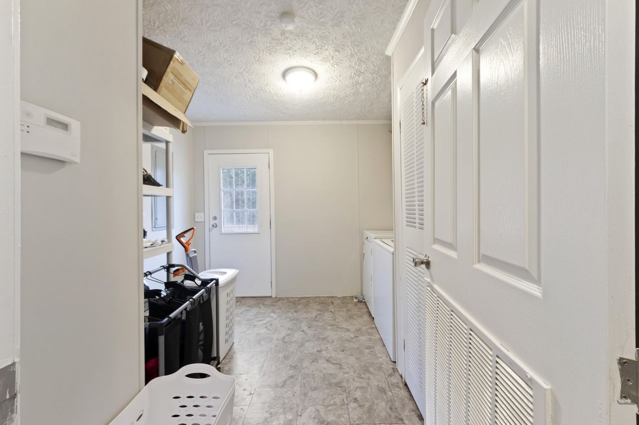 165 Infinity Drive Photo 27