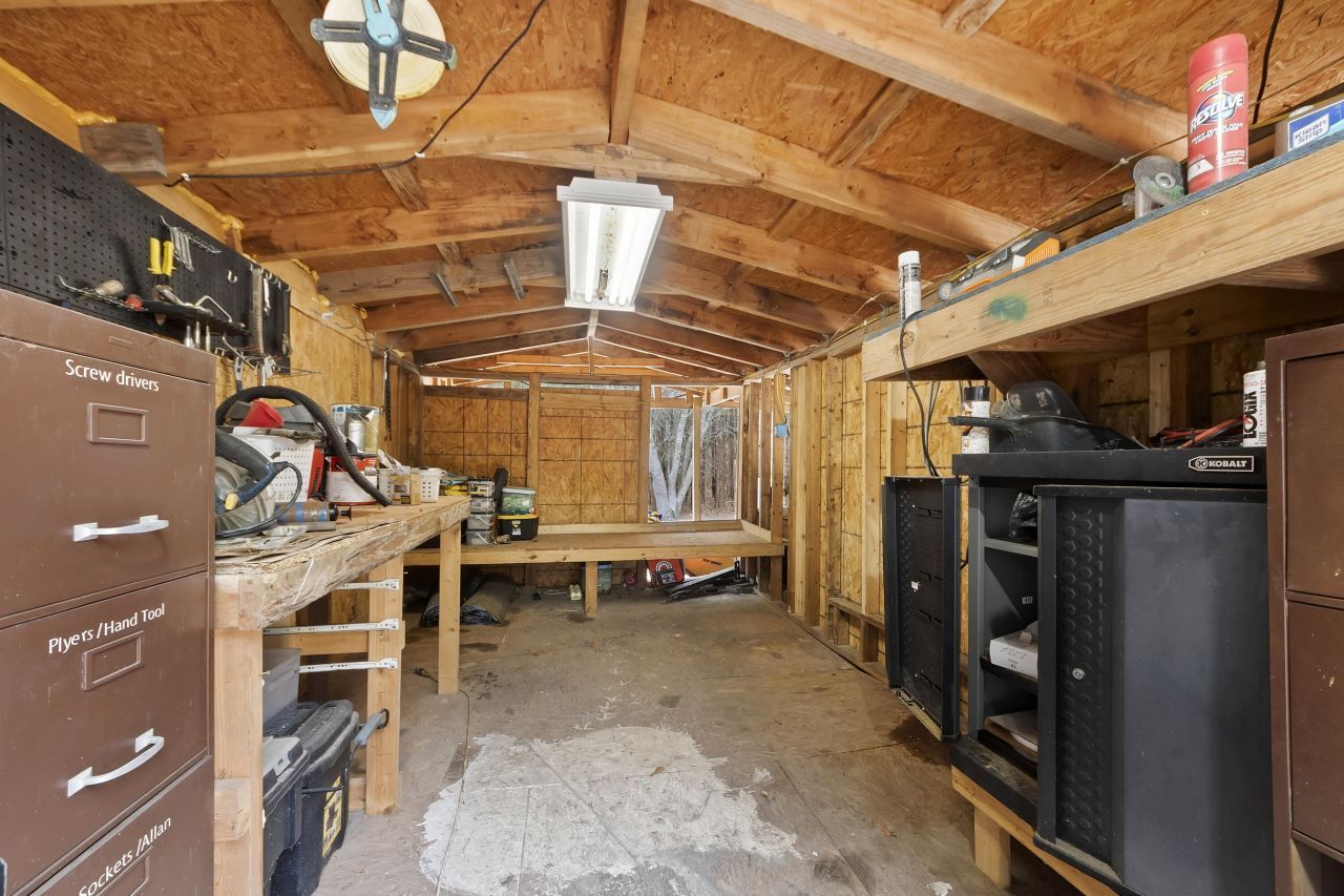 165 Infinity Drive Photo 31