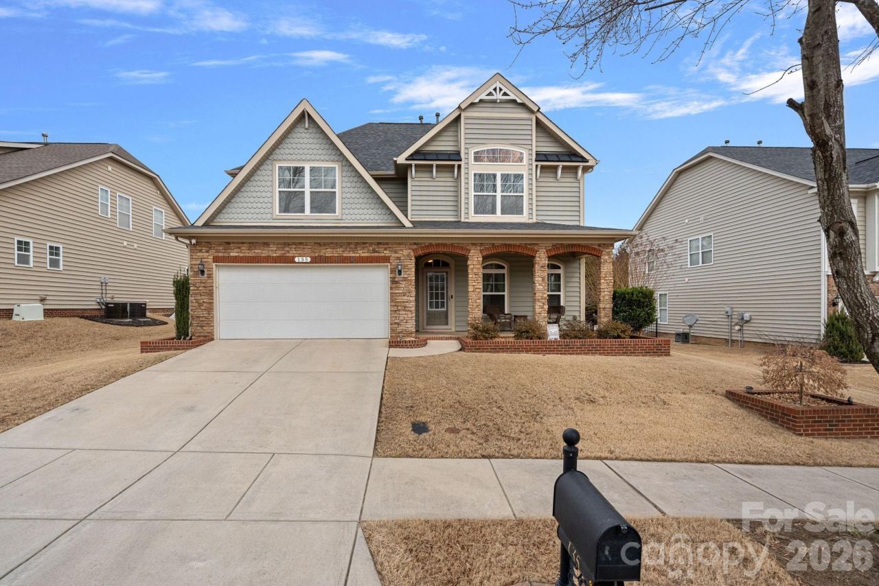 135 Rainberry Drive, Mooresville, NC 28117 Main Photo
