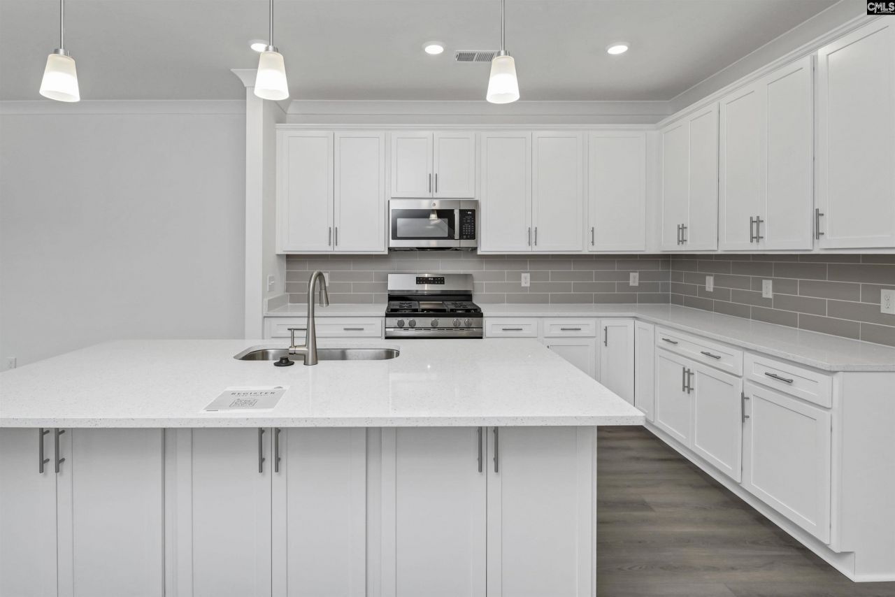 502 Adelaide Court Photo 12