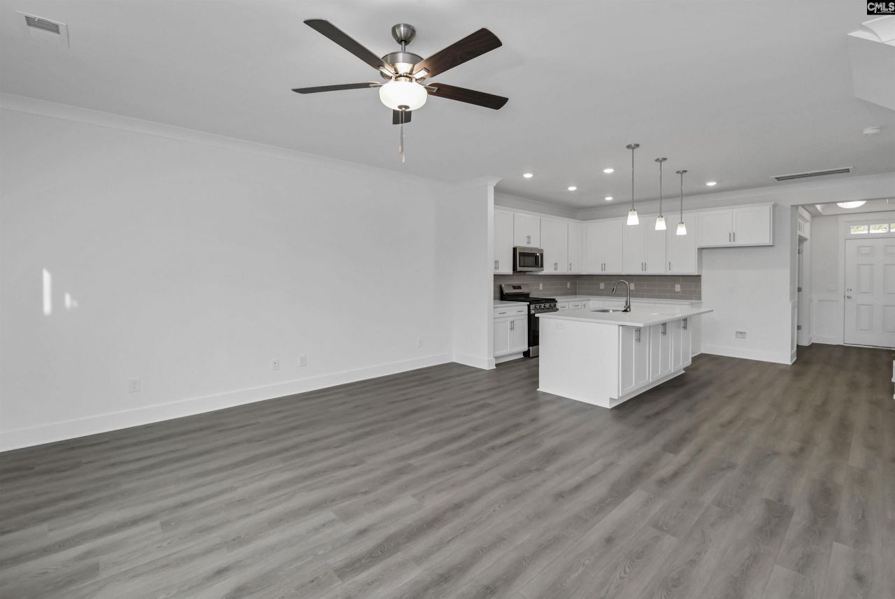 502 Adelaide Court Photo 20