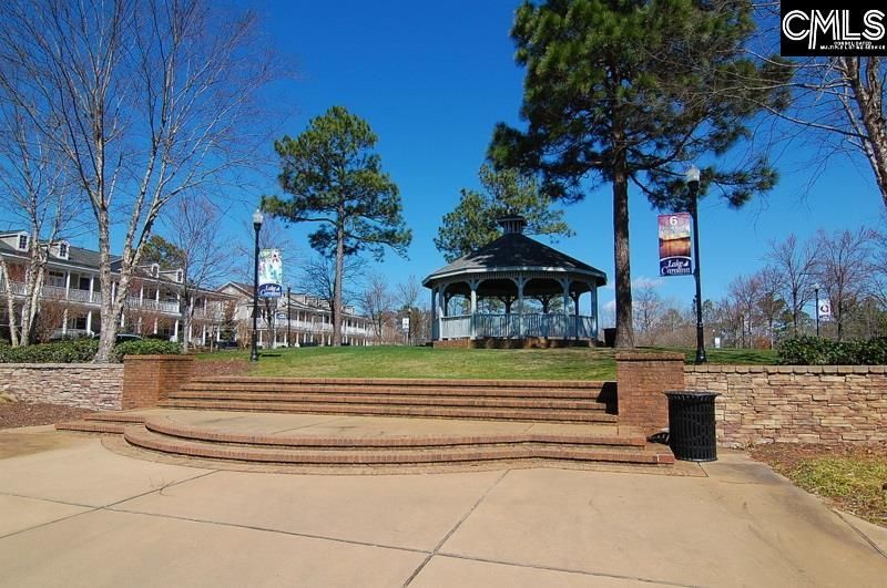 502 Adelaide Court Photo 34