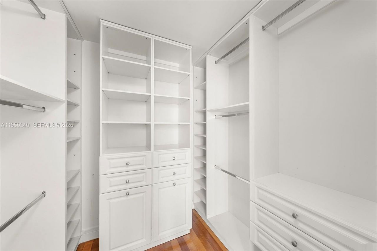 500 Brickell Ave, Unit 2901, Miami, FL 33131 Photo