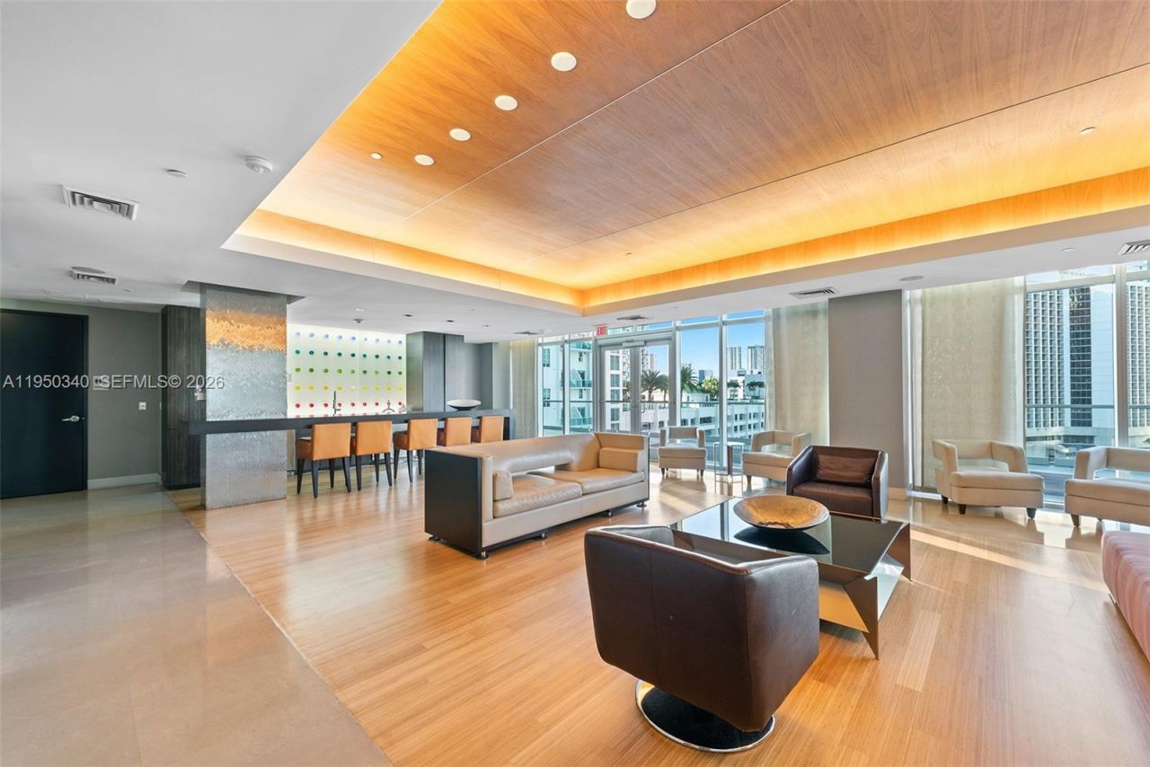 500 Brickell Ave, Unit 2901, Miami, FL 33131 Photo