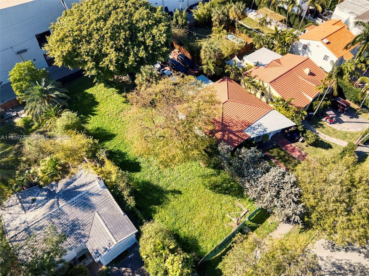 1728 Lenox Ave, Miami Beach, FL 33139 Photo