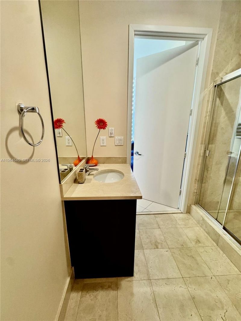18101 Collins Ave, Unit 5208, Sunny Isles Beach, FL 33160 Photo