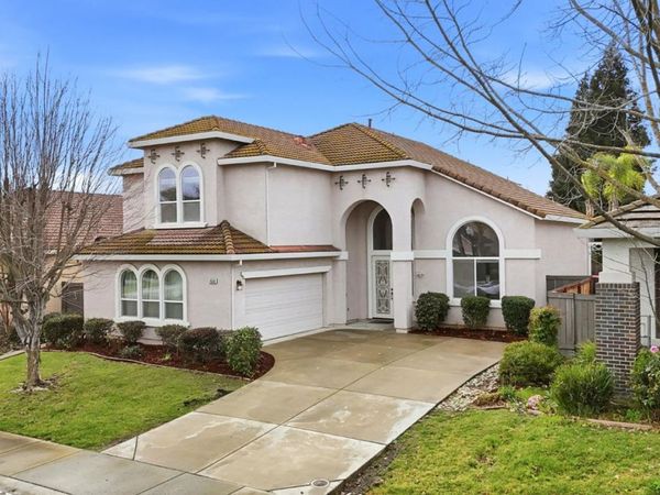 2638 Macon Dr, Sacramento, CA 95835