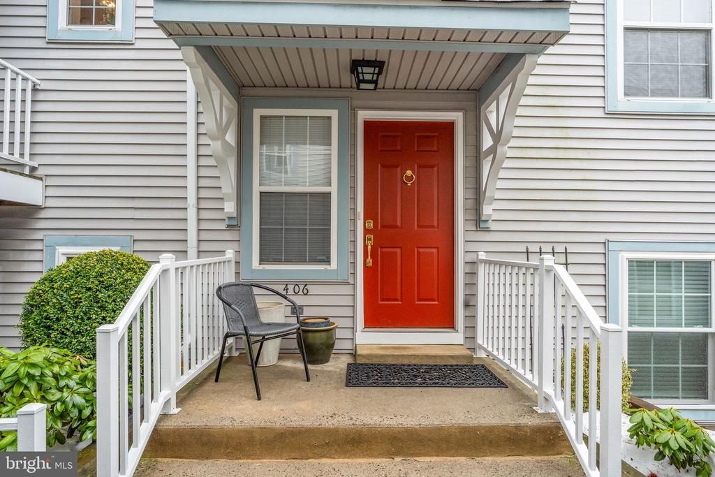 406 Sweetwater Drive, Cinnaminson, NJ 08077 Main Photo