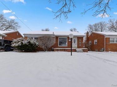 6690 Deering Street, Garden City, MI 48135