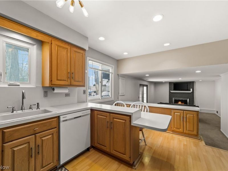 6728 Edgemoor Avenue, Solon, OH 44139 Photo 11