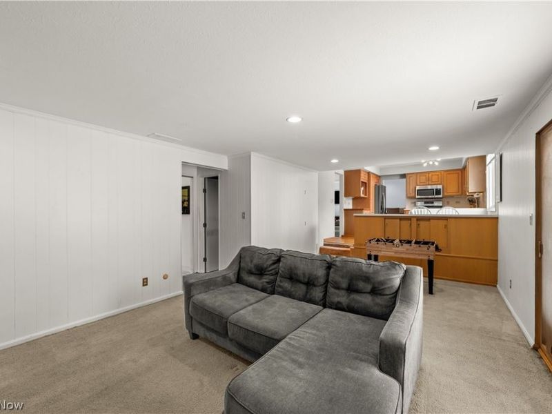 6728 Edgemoor Avenue, Solon, OH 44139 Photo 15