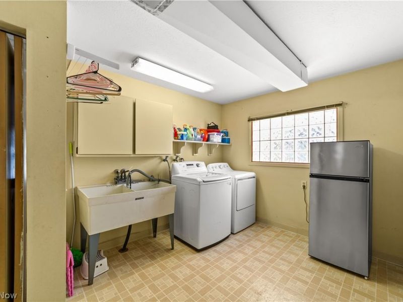 6728 Edgemoor Avenue, Solon, OH 44139 Photo 19