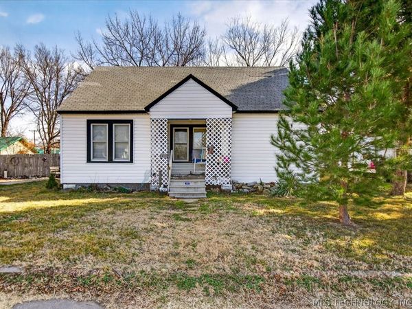 408 S Chickasaw Avenue, Bartlesville, OK 74003