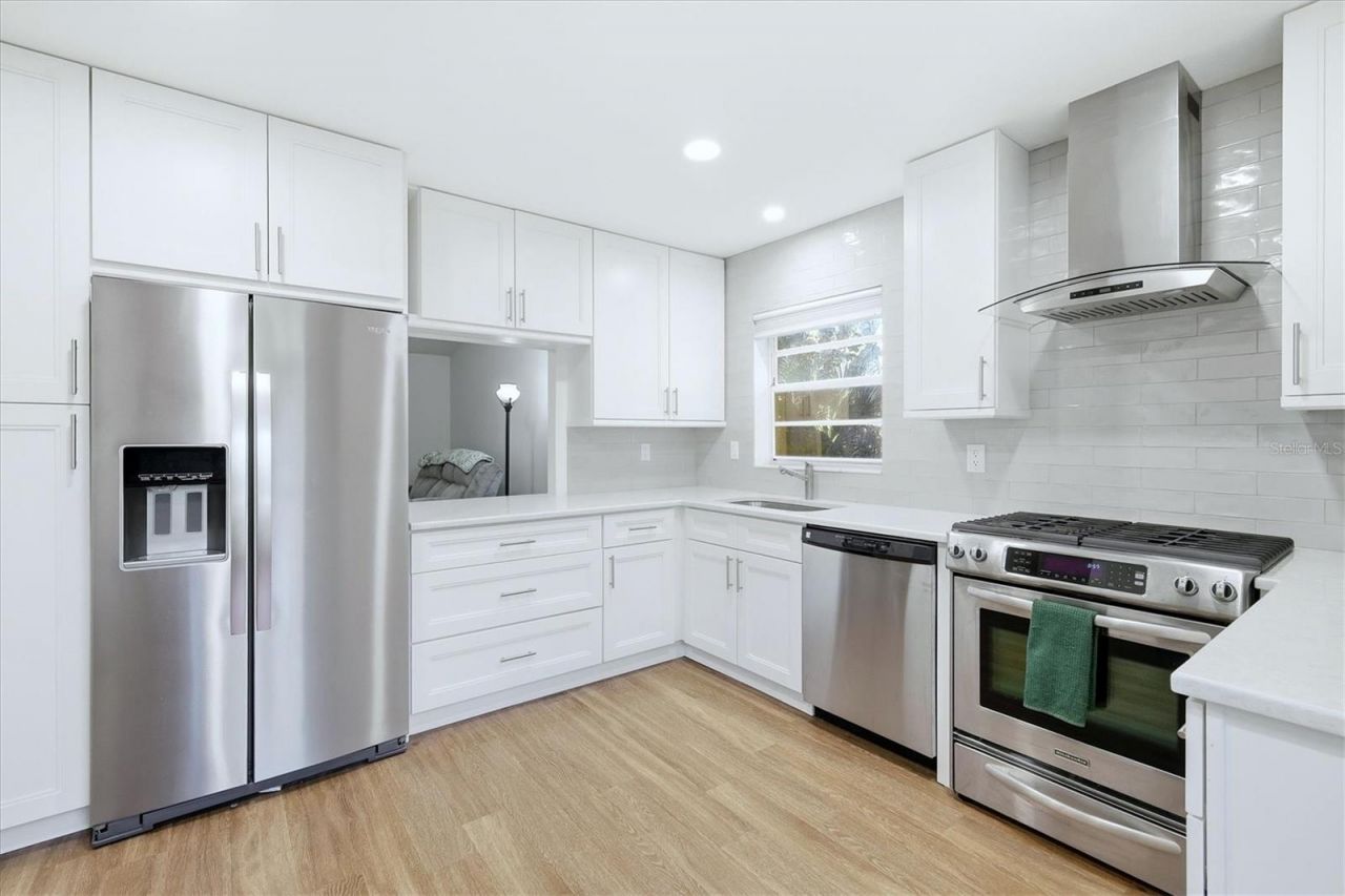 4819 Village Gardens Drive, Unit 110, Sarasota, FL 34234 Photo