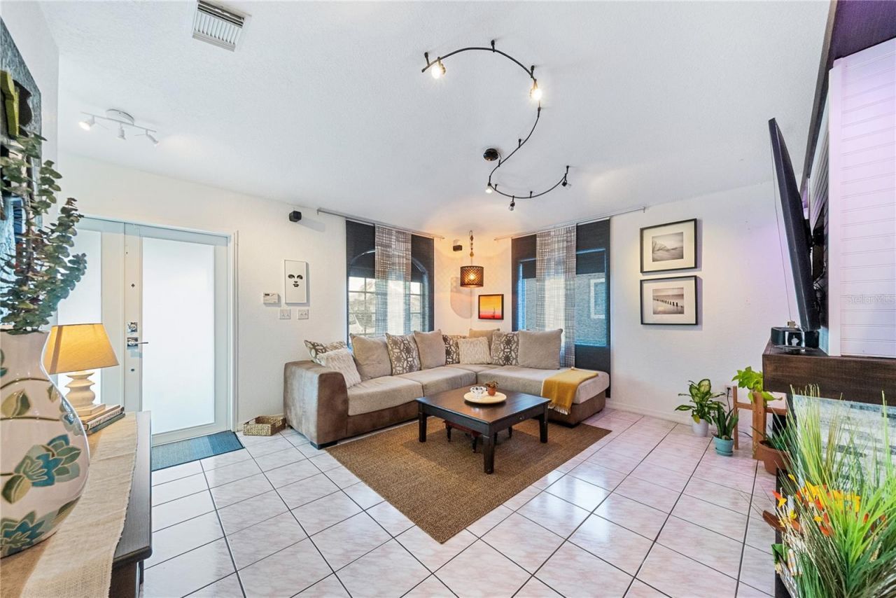 10095 NW 127th Street, Hialeah, FL 33018 Photo