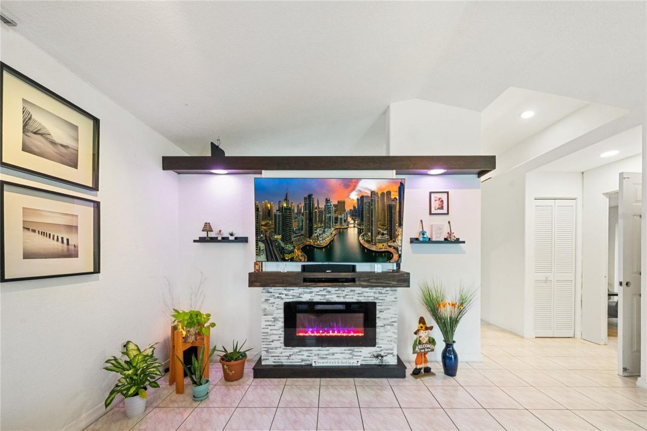 10095 NW 127th Street, Hialeah, FL 33018 Photo