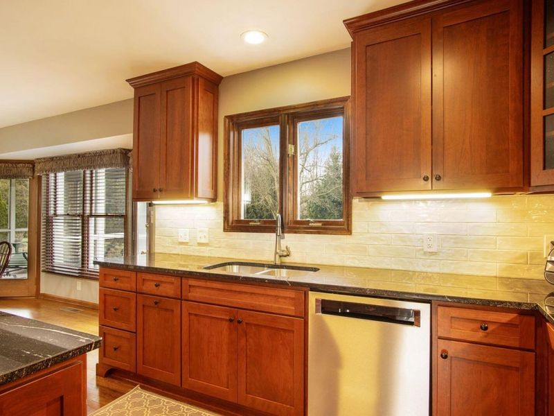 6258 Wexford Woods Drive, Dublin, OH 43016 Photo 10