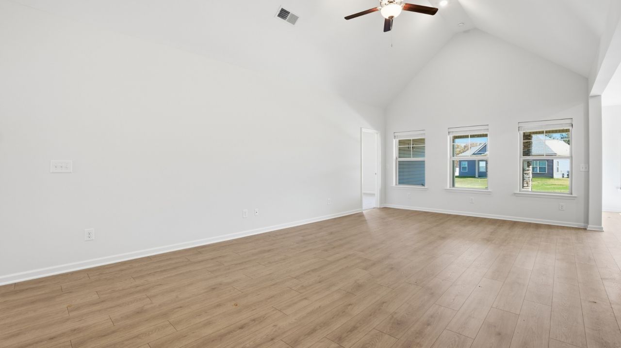 61 Stillwater Way , Tullahoma, TN 37388 Main Photo