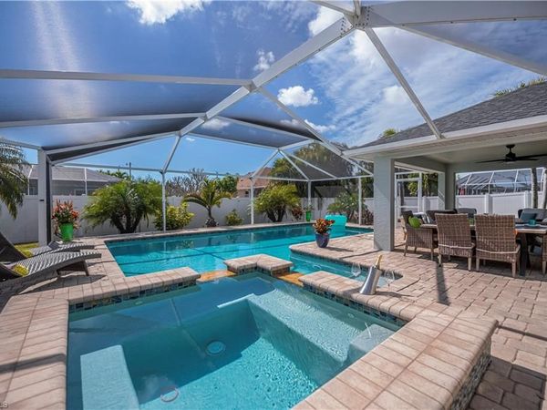 1814 SW 22nd TER , CAPE CORAL, FL 33991