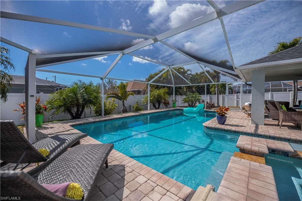 1814 SW 22nd Ter, Cape Coral, FL 33991 Photo