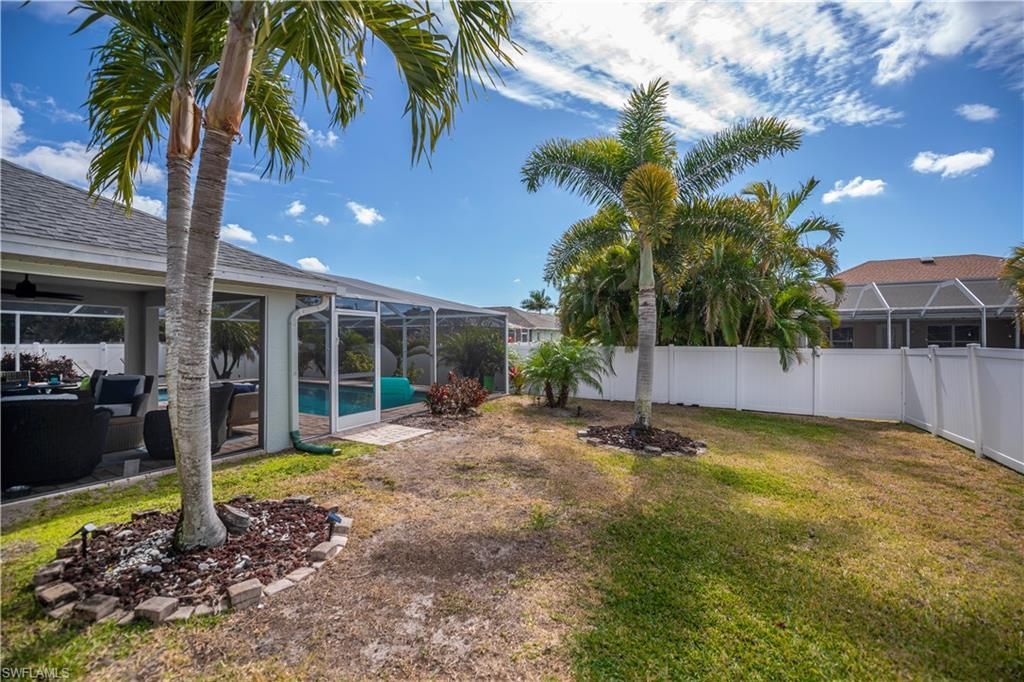 1814 SW 22nd Ter , Cape Coral, FL 33991 Photo