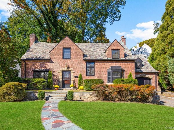 4 Lafayette Road, Larchmont, NY 10538